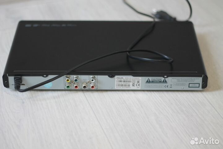Dvd плеер Philips 3550K/51