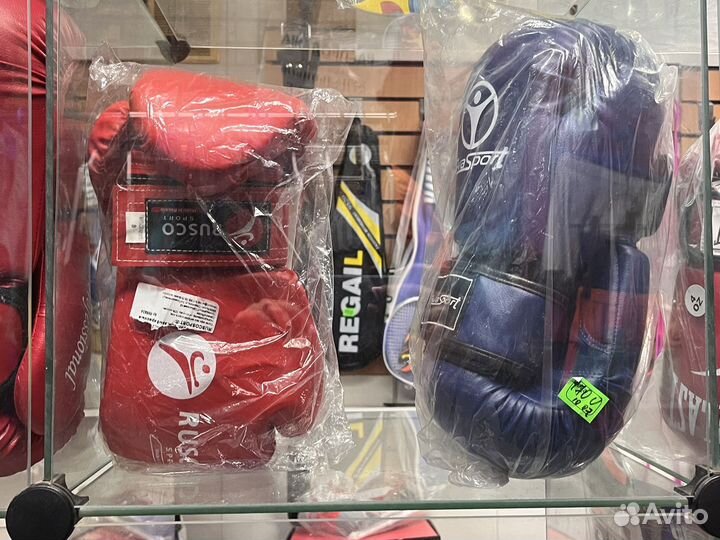 Боксерские перчатки, перчатки для единоборств