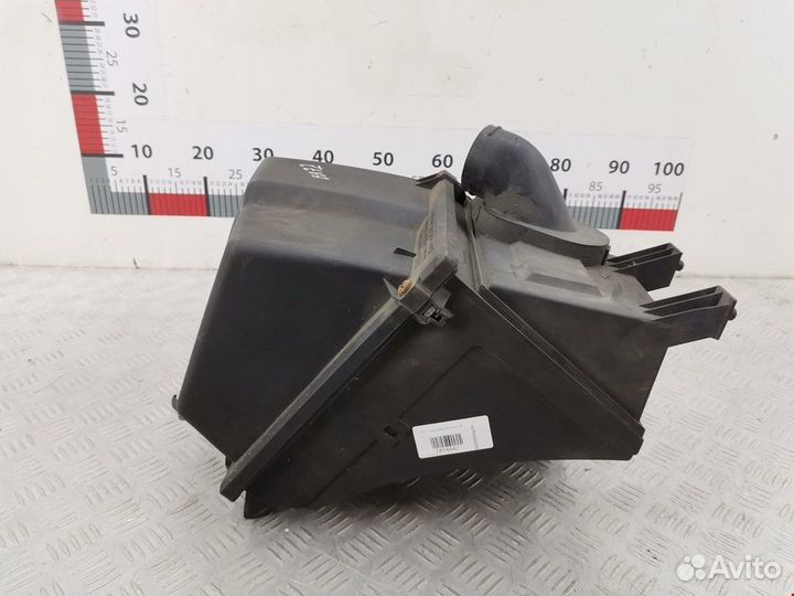 Корпус воздушного фильтра Audi A8 D2/4D 1998