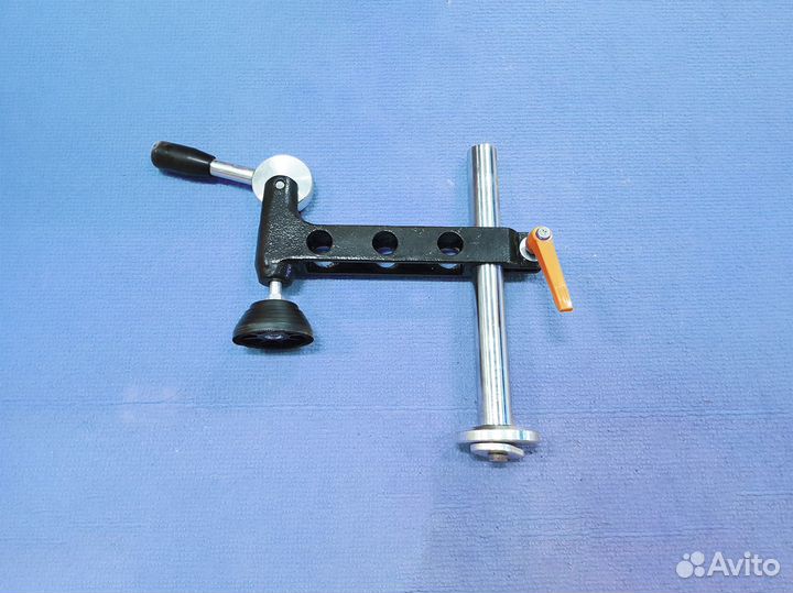 Прижим эксцентриковый для форматно-раскроечного станка