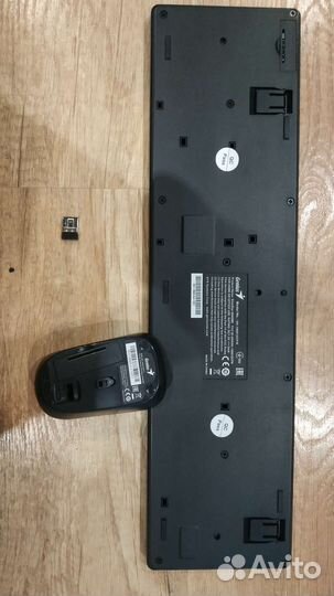 Беспроводная клавиатура и мышь genius