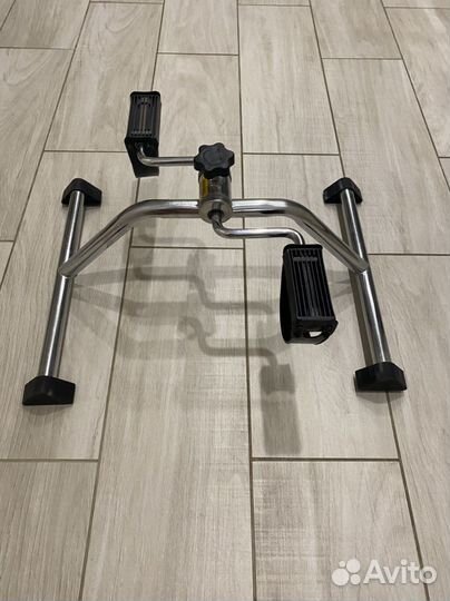 Велотренажер горизонтальный