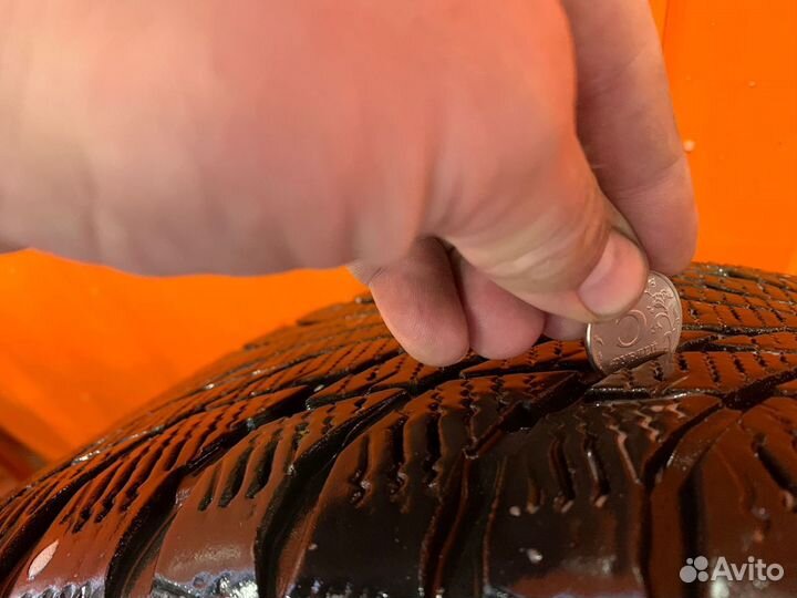 Nokian Tyres Hakkapeliitta 2 225/50 R17