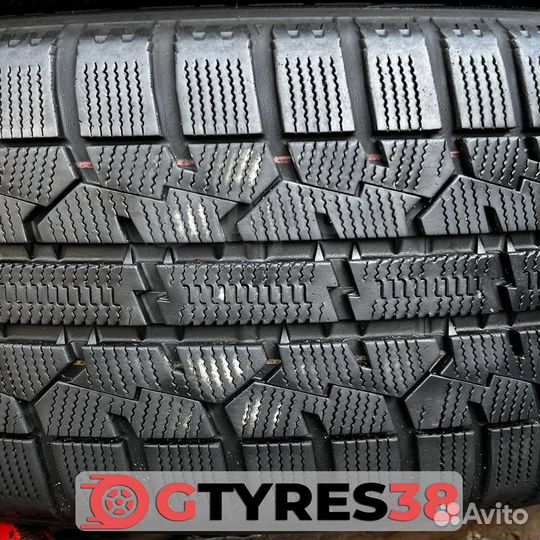 Toyo Observe Garit GIZ 205/50 R17 89Q