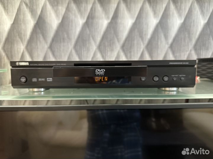 Yamaha DVD S-540