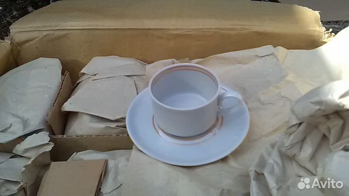 Тарелки чашки для кофе