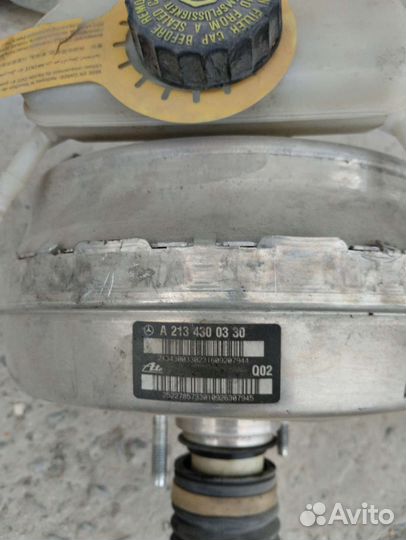 Вакуумный усилитель тормозов Mercedes-Benz E-Class