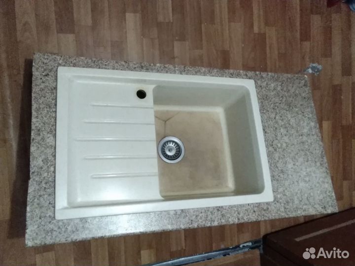 Раковина искусственный камень и столешница