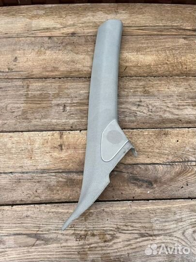 Обшивка стойки передняя правая Audi 3 8P 1.8 2008