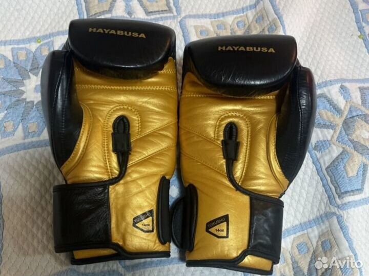 Боксерские перчатки 14 oz