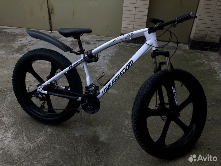 Велосипед фэтбайк