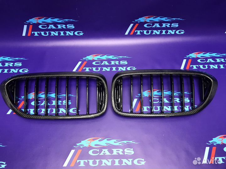 Решетки радиатора BMW G30 до рест карбон спорт