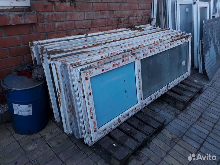 Балконные двери -продам