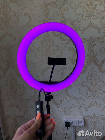 Кольцевая лампа со штативом
