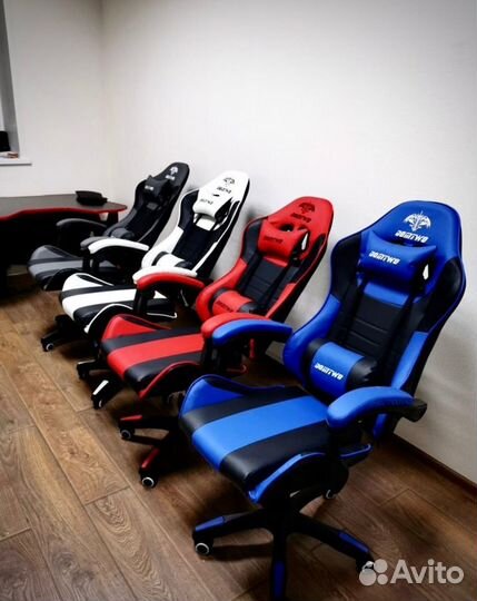 Компьютерное кресло игровое с массажем