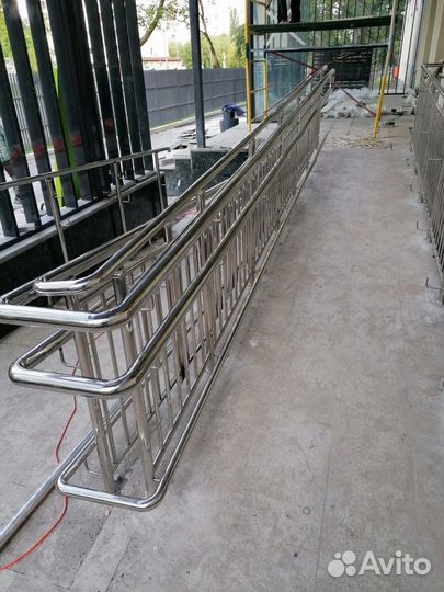 Поручни из нержавеющей стали