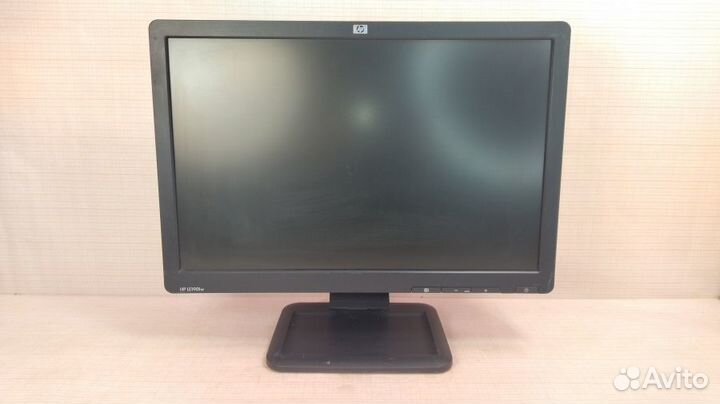 Монитор б/у 19