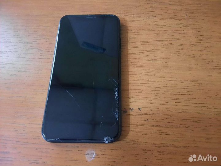 Мобильные телефоны бу iPhone 11