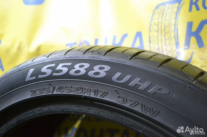 Landsail LS588 UHP 235/45 R17