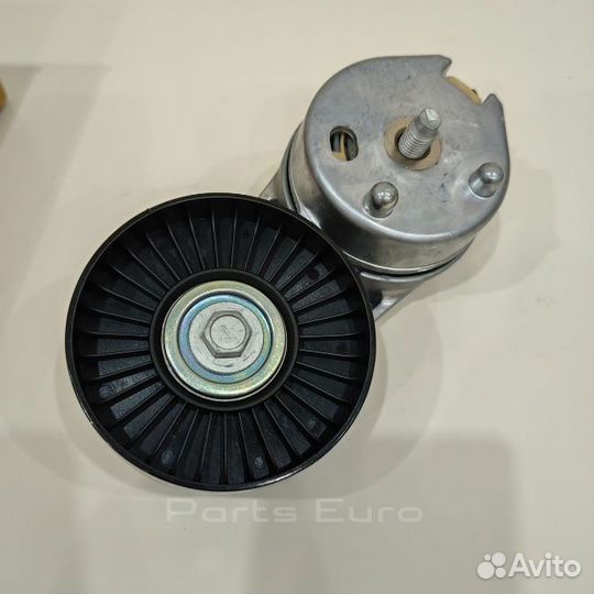 Натяжитель приводного ремня Дискавери 4 3.0 дизель