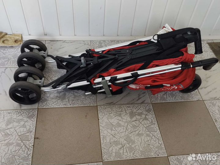 Коляска детская