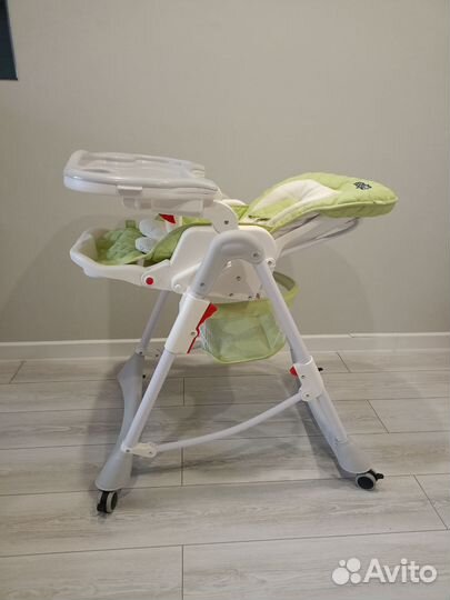 Стульчик для кормления babyton