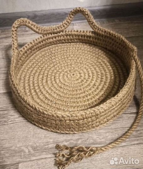 Лежанка для кошек
