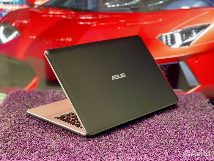 Шустрый золотой Asus для учебы и игр