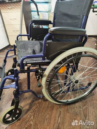 Кресло-коляска с ручным приводом усиленная