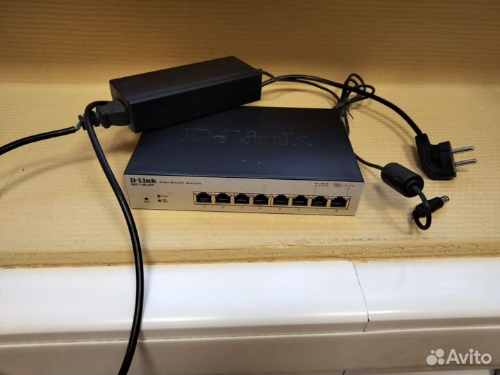 Коммутатор D link 1100-08ds