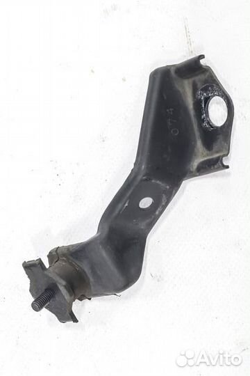 Кронштейн радиатора кондиционера 5321448010 Toyota