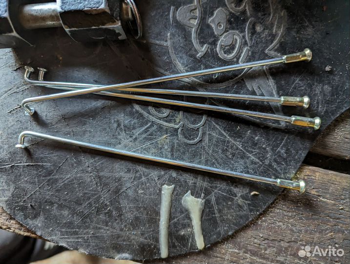 Спицы для мотоцикла