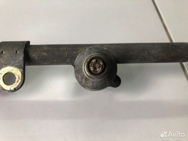 Рейка топливная (рампа) левая Nissan Maxima A32