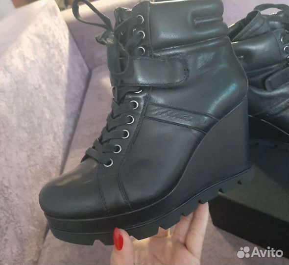 Ботинки женские 37 размер италия