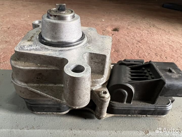 Блок управления раздаткой Genesis G80