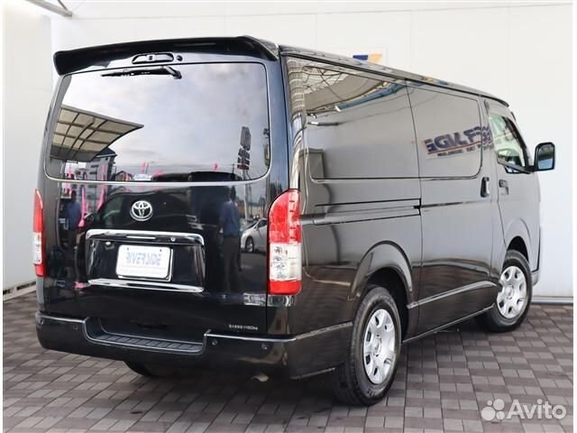 Toyota Hiace 2.8 AT, 2020, 54 000 км