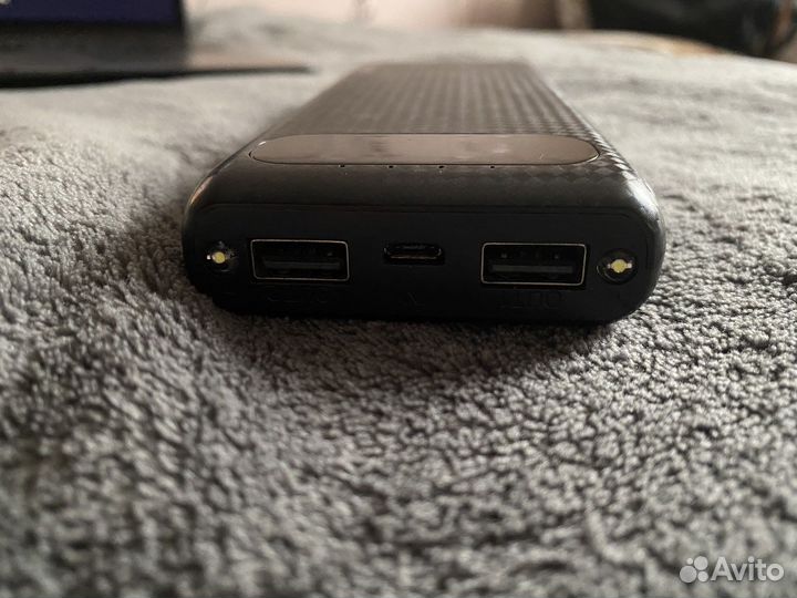 Переносная батарея (powerbank)