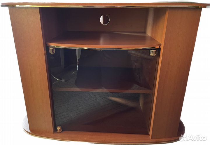 Тумба под телевизор