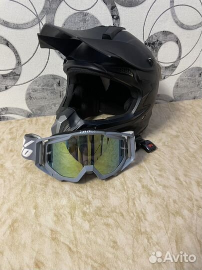 Мотошлем эндуро