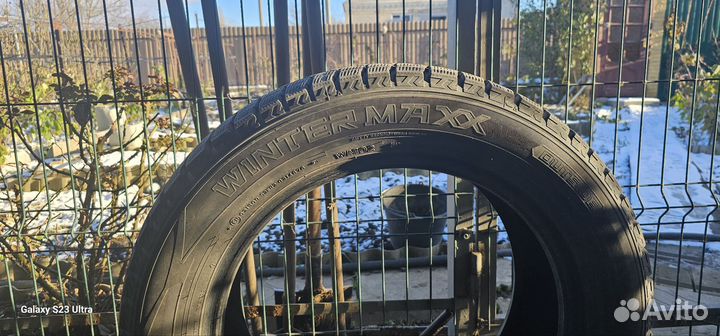 Dunlop Winter Maxx WM02 225/55 R17