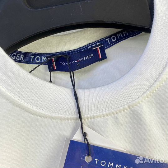 Tommy hilfiger свитшот мужской белый