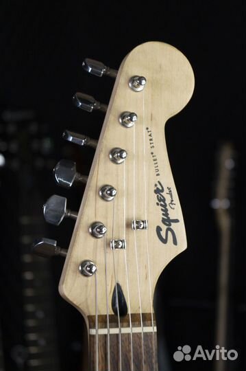 Электрогитара Fender Sqiuer Bullet