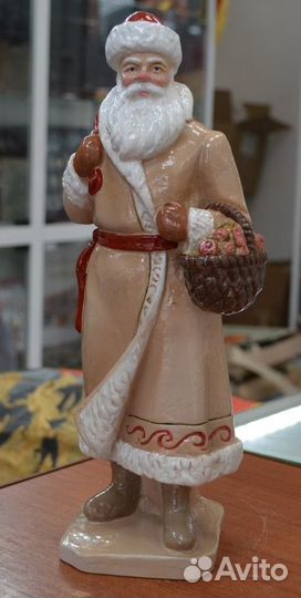 Дед мороз С корзинкой И мешком (гипс. высота 29 с