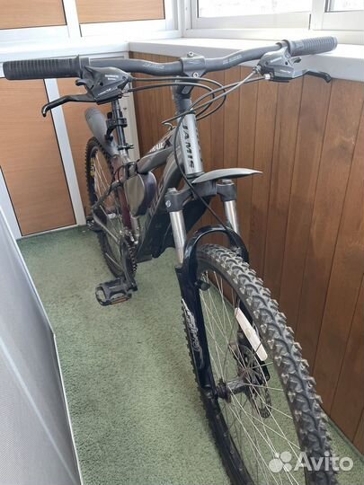 Продам велосипед горный Jamis trail