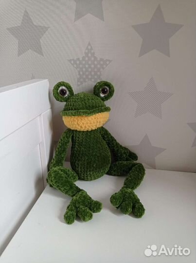 Вязаная лягушка