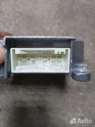 Блок управления SRS Faw V5 седан CA4GA5 2013