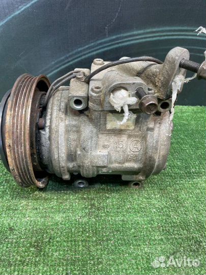 Компрессор кондиционера Kia Shuma 2003
