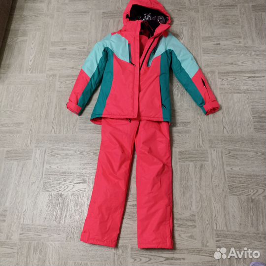 Горнолыжный костюм женский 42 -44