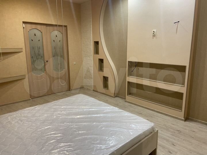 1-к. квартира, 54 м², 3/3 эт.