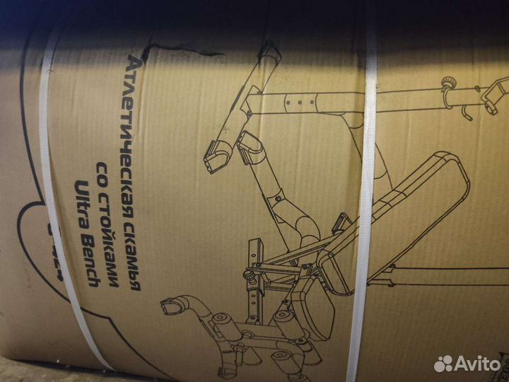 Атлетическая скамья со стойками